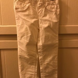 Carter’s white corduroy girl pants size 5T